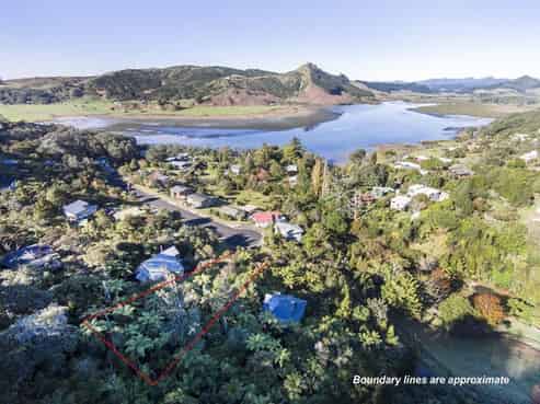 34 Ngahere Terrace, Opoutere