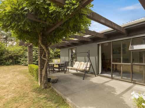 1100A Coast Road, Pencarrow Head