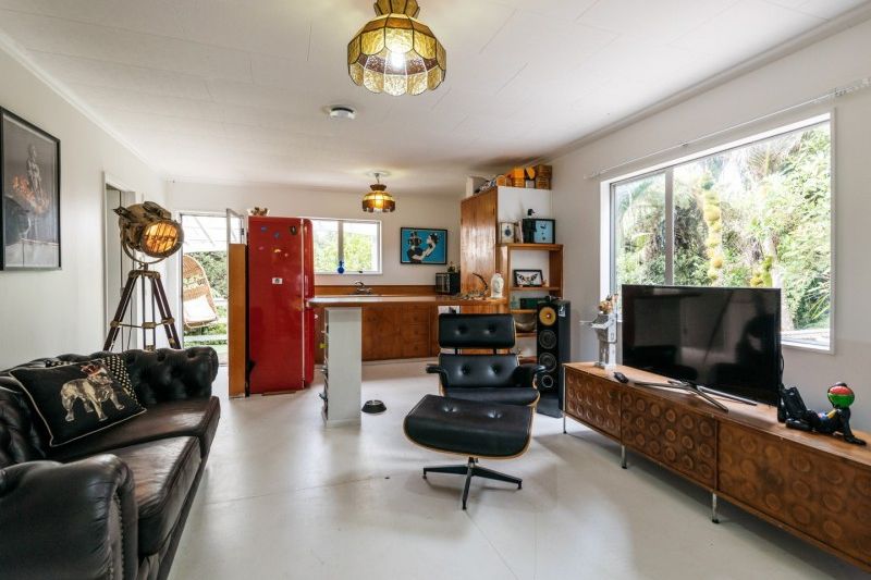 Property value 104 Waiheke Road, Waiheke Island realestate.co.nz