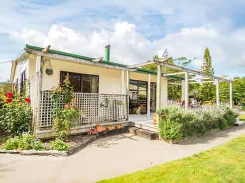 3 Ihupuku Street, Waitotara