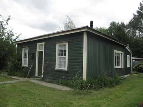913 Tahakopa Valley Road, Catlins Surrounds