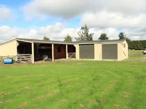 19 Ayresdale Road, Ascot