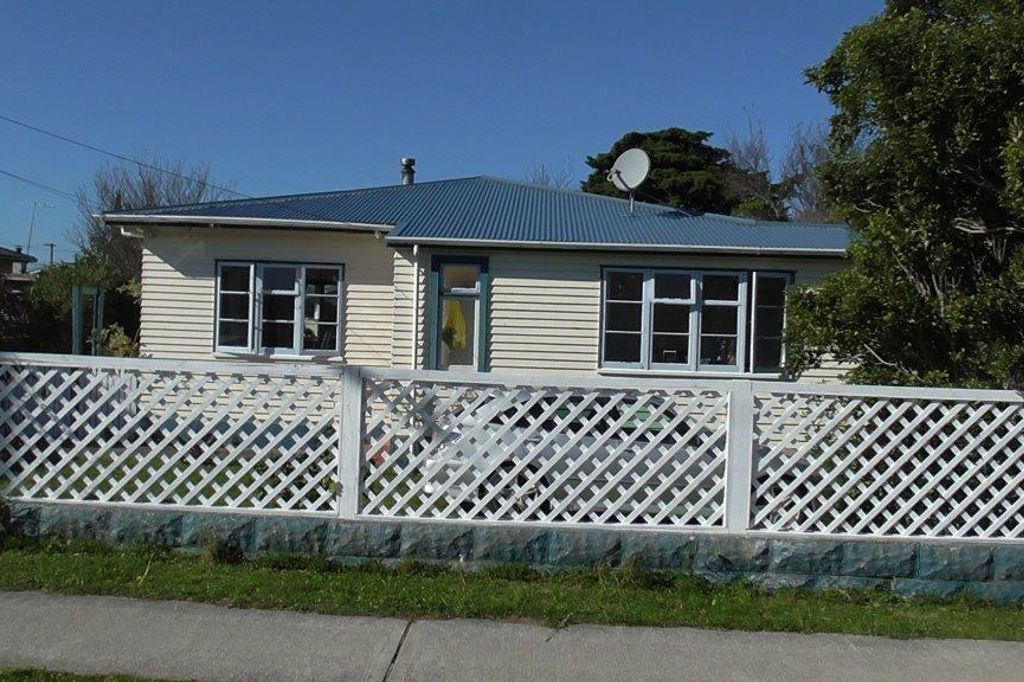Property value 8 Birdwood Street, Featherston realestate.co.nz