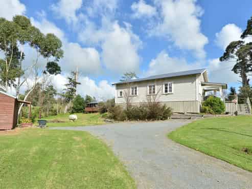 2271 Omana Road, Tangiteroria