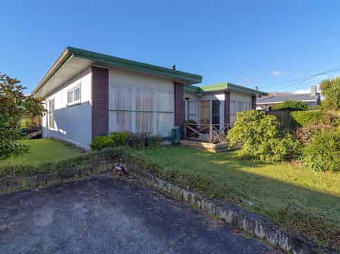 14 Deborah Place, Mangakakahi