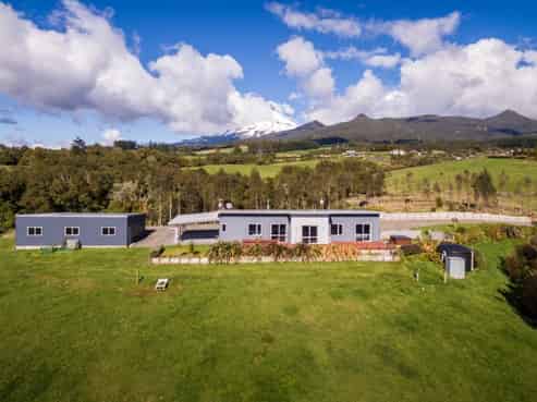 399 Korito Road, Korito