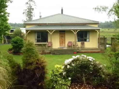 609 State Highway 7, Ikamatua