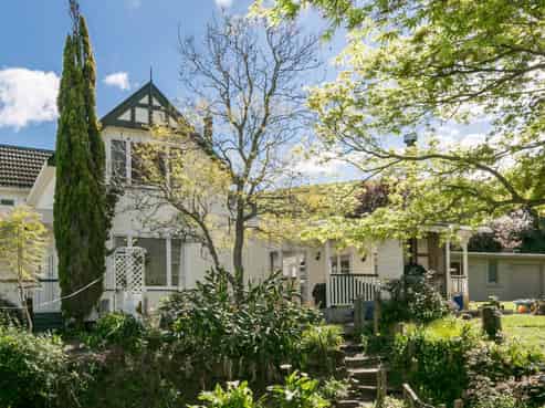 1342 Korokipo Road, Taradale