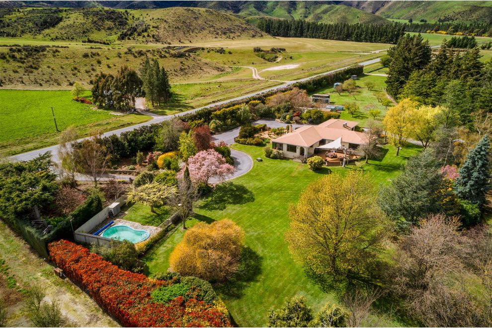 For sale 480 Luggate Tarras Road, Luggate realestate.co.nz