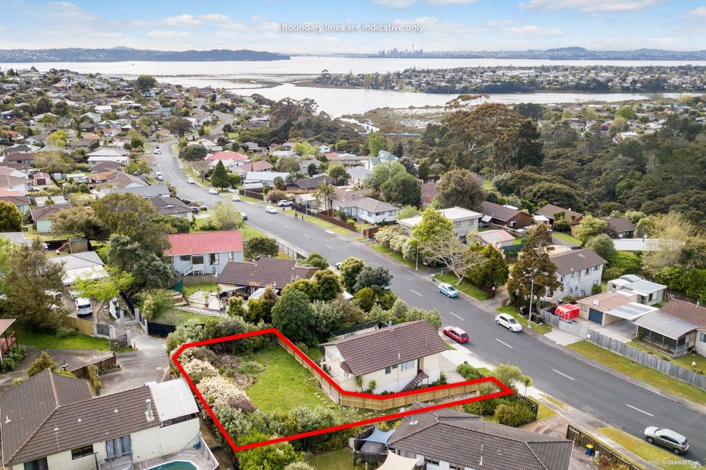 Property value 38B West Harbour Drive, West Harbour realestate.co.nz
