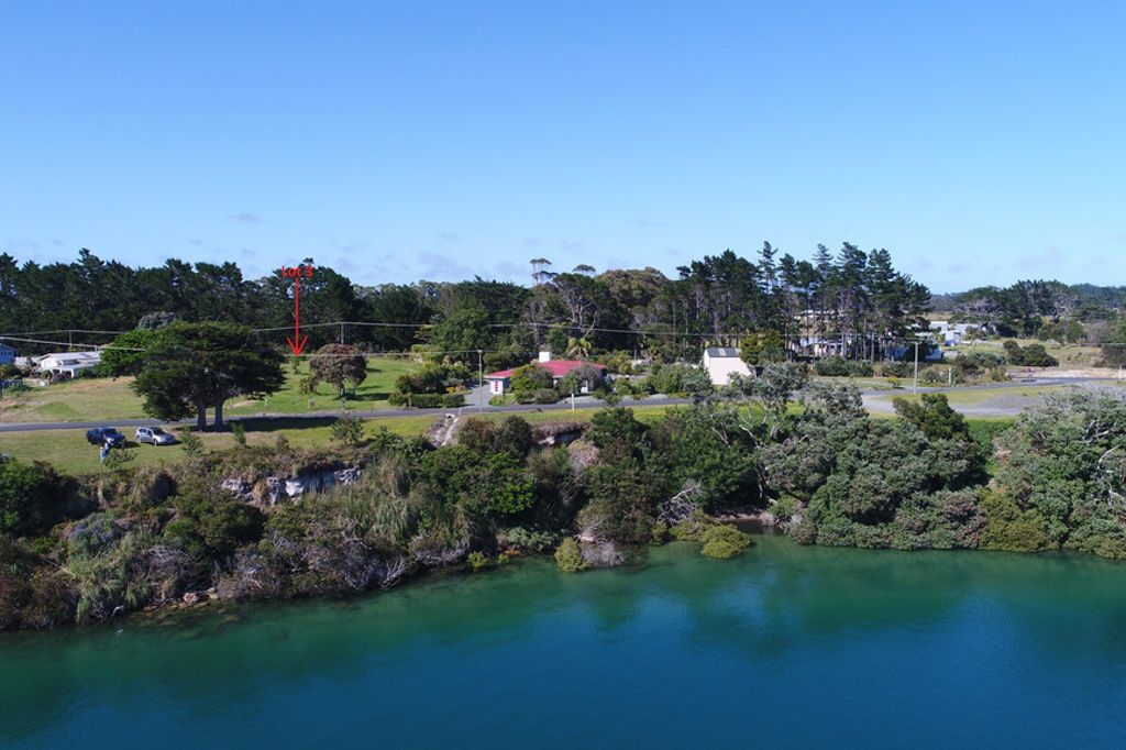 Property value 16 Waterfront Road, Pukenui realestate.co.nz