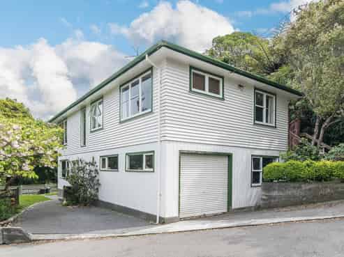 9 Highbury Road, Highbury