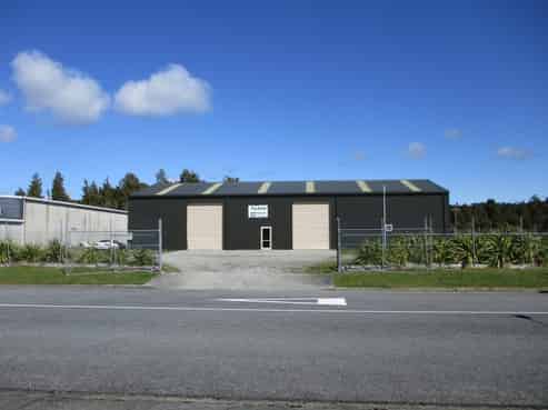 25 Fairhall Road, Kaiata