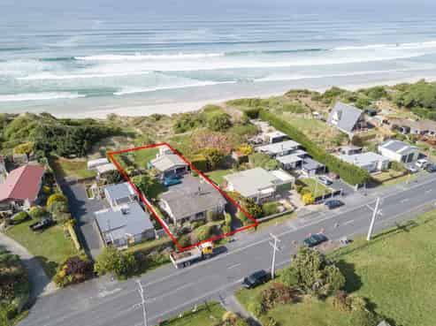 595 Brighton Road, Westwood