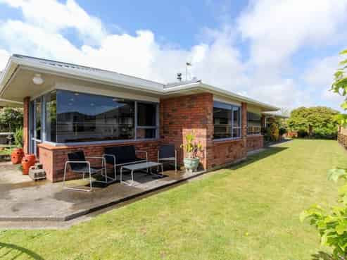 2 Dreaver Drive, Waitara