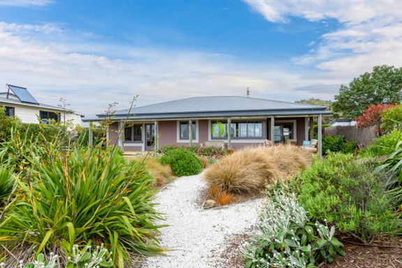 Property value - 152 Rarangi Beach Road, Rarangi - realestate.co.nz