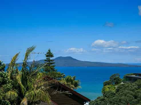 2/33 Hyde Road, Rothesay Bay