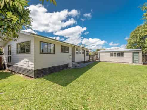 11 Frost Place, Pukete