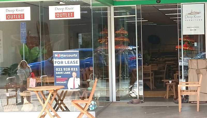 Shop B/15-17 Hurstmere Road, Takapuna