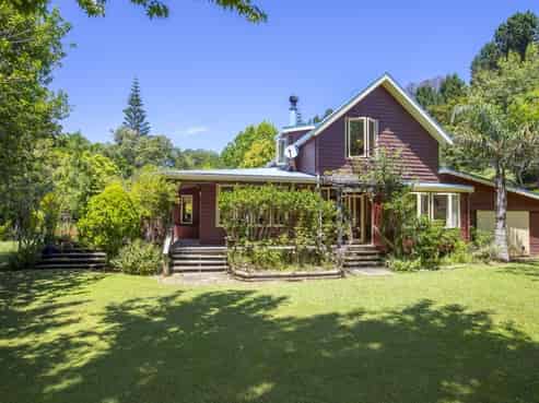 58 Birdsall Road, Whangateau