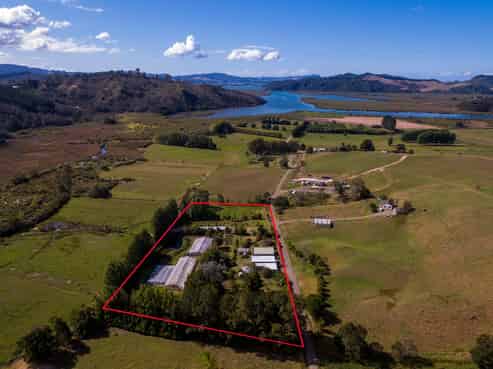 125 Hodge Road, Coroglen