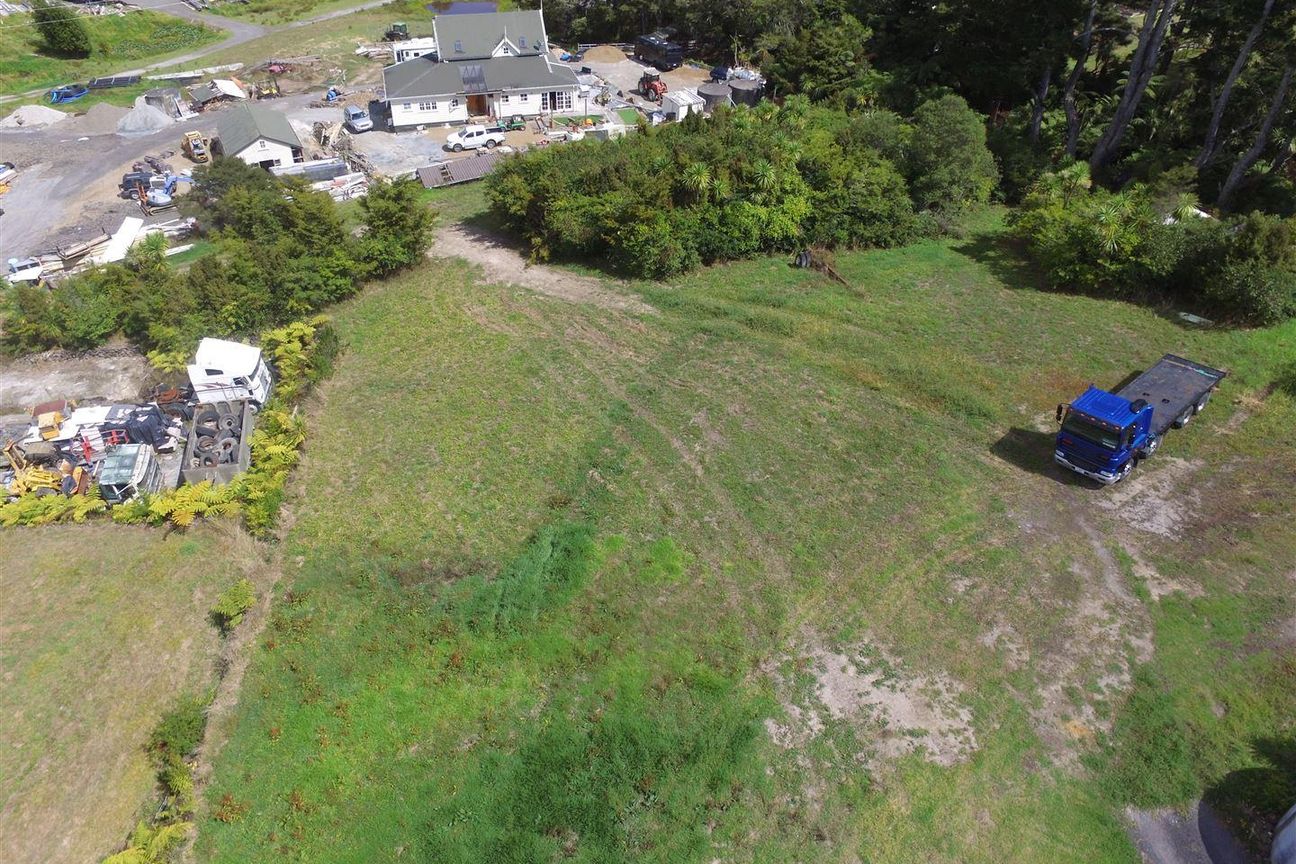 400m² Cheap Clean Yard in Kumeu! – pohled 3