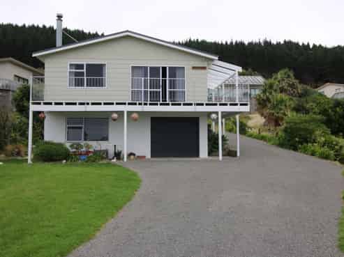 13 Sandy Bay Drive, Mataikona