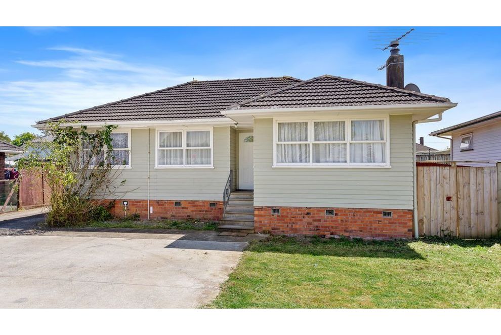 For sale 70 Preston Road, Clover Park - realestate.co.nz