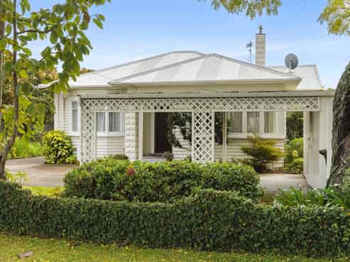 87 Grace Road, Tauranga South