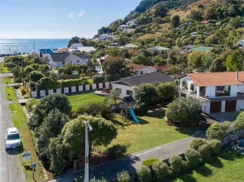 22 Seafield Terrace, Glenduan