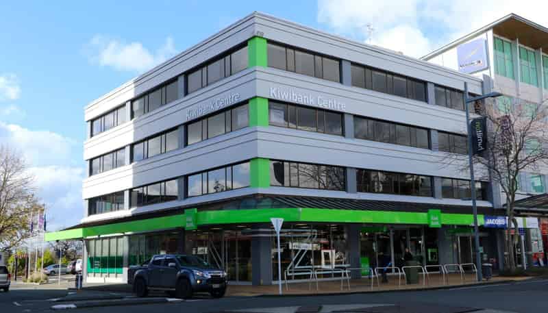 402 Victoria Street, Hamilton Central