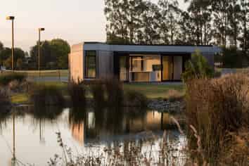 187 Racecourse Road, Allenton