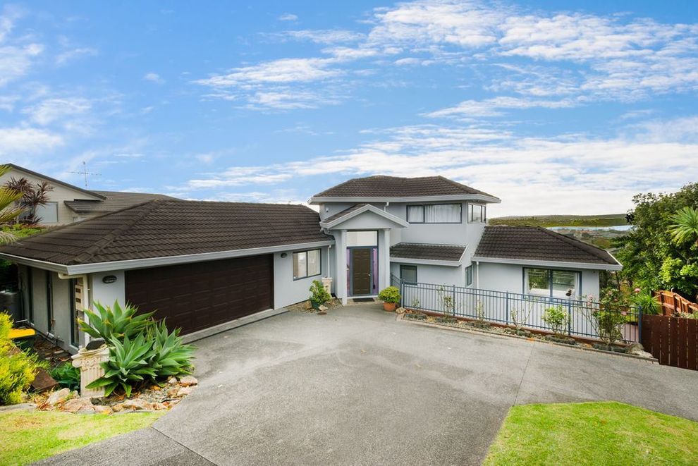 For sale 8 Great Reasons to buy this home!! - realestate.co.nz