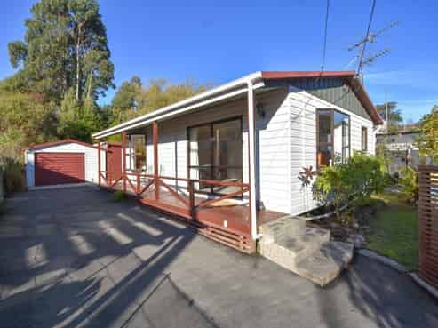 17 Hereweka Street, Portobello