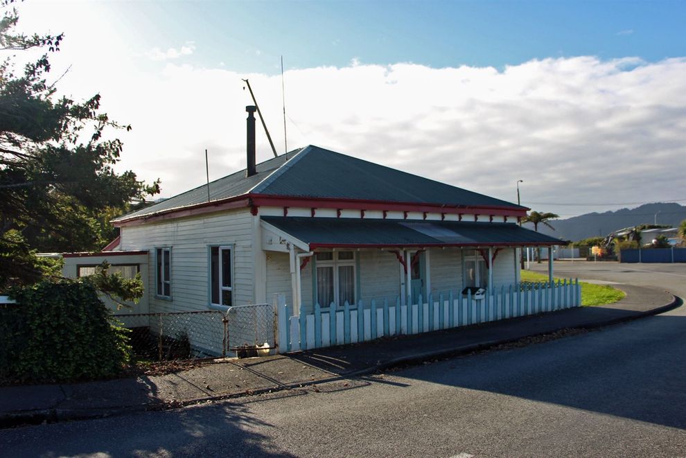 For sale 140 High Street, Greymouth realestate.co.nz