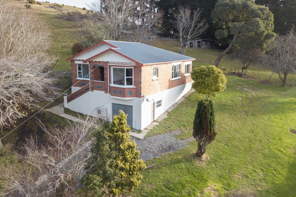 For sale Elevated Renovated Brick Home realestate.co.nz