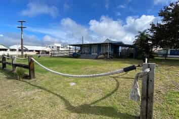 127 Ocean Road, Whangamata