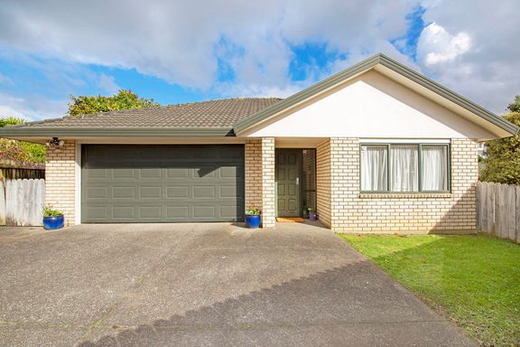 Property value - 7 Newinn Crescent, East Tamaki Heights - realestate.co.nz