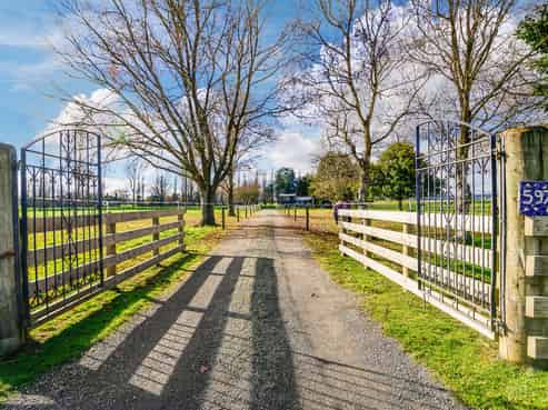 597 Vaile Road, Broadlands