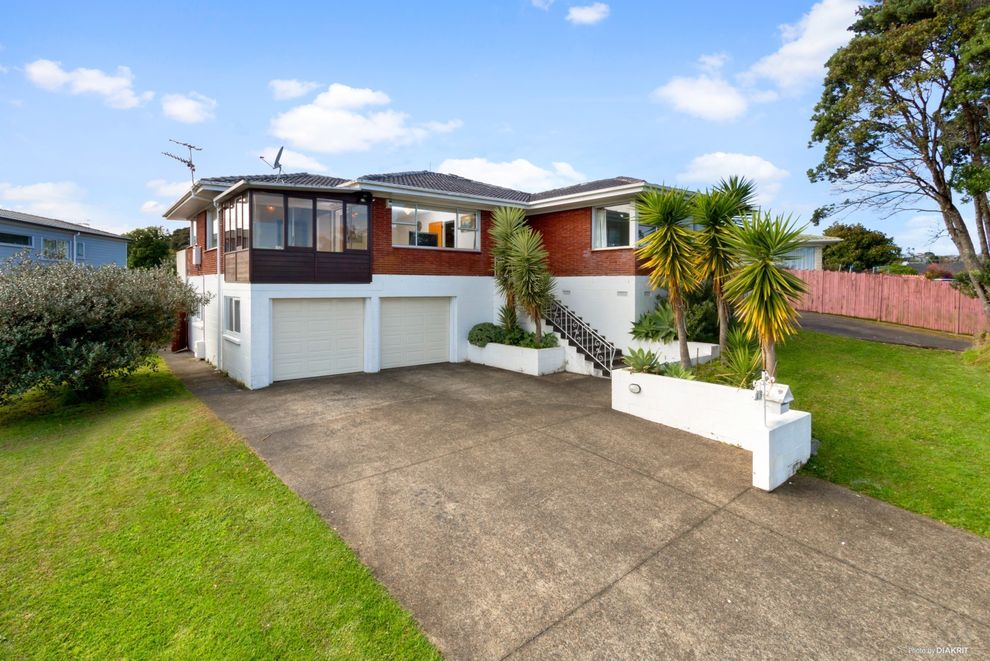 For sale 13 Galsworthy Place, Bucklands Beach realestate.co.nz