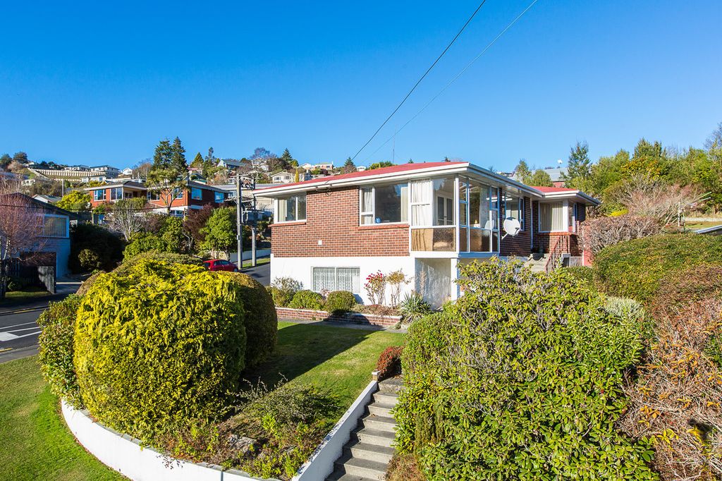 Property value 79 Barr Street, Kenmure realestate.co.nz