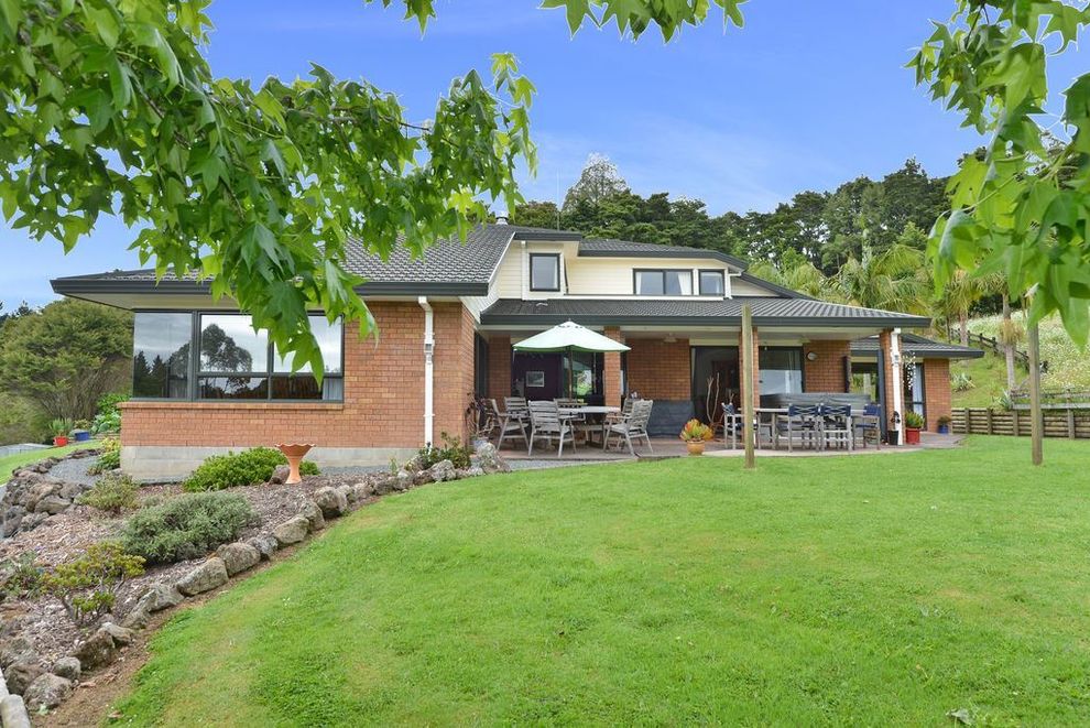 For sale 243 Pukeatua Road, Maungatapere realestate.co.nz
