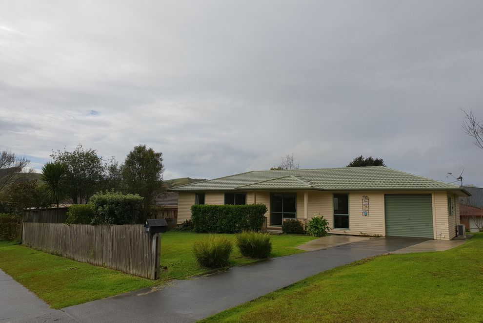 For rent Helensville, 3 bedroom realestate.co.nz