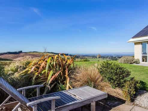 95 Campions Road, Cust