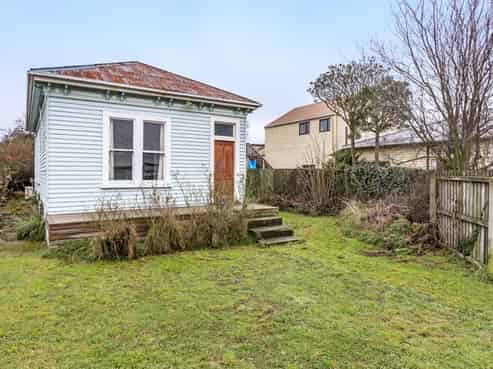 683 Worcester Street, Linwood