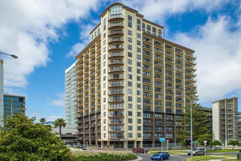 For rent Central Manukau Apartment "Partially Furnished"