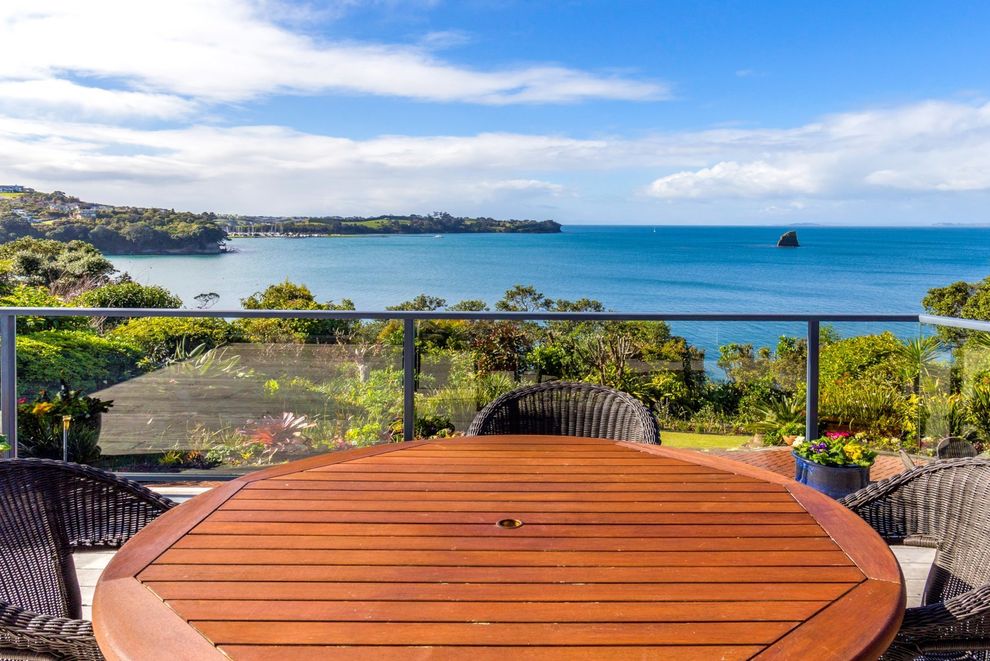 For sale 979 Whangaparaoa Road, Manly - realestate.co.nz