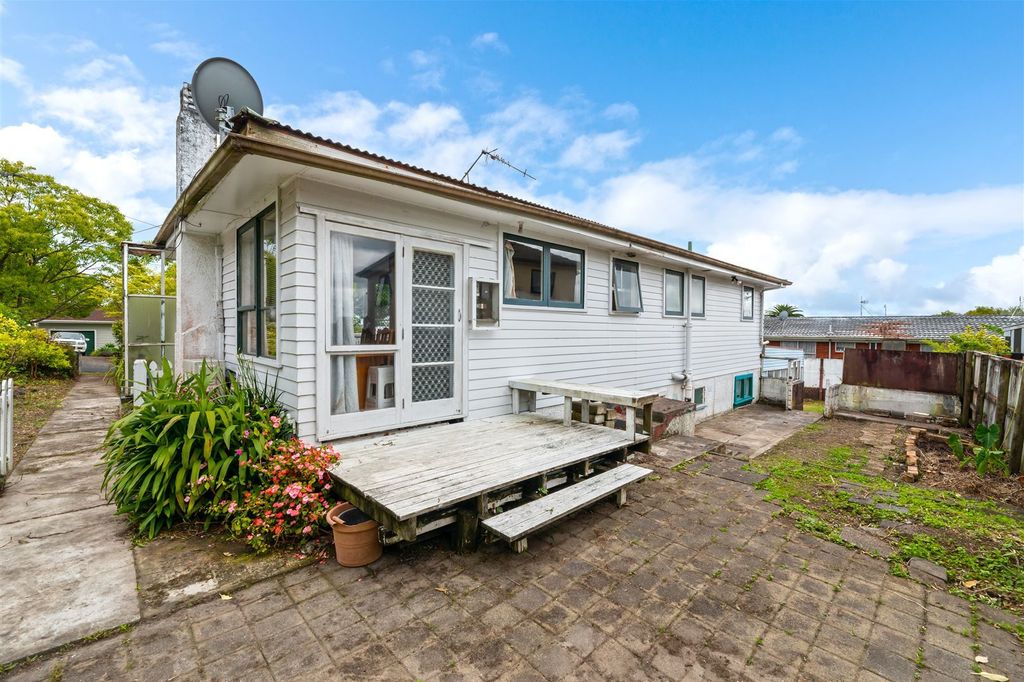 Property value 1 Koromiko Street, New Lynn realestate.co.nz