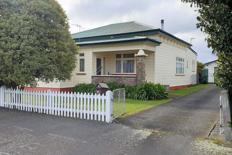 For sale 43 Gordon Street, Dannevirke realestate.co.nz