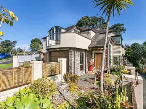 2/36 Sale Street, Cockle Bay